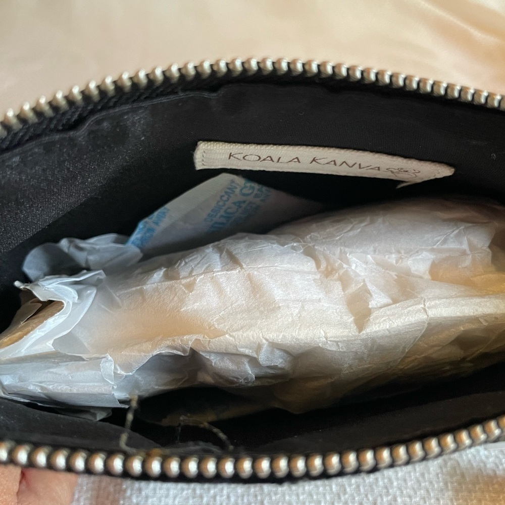 NWT Koala Kanvas makeup bag - Picture 4 of 4